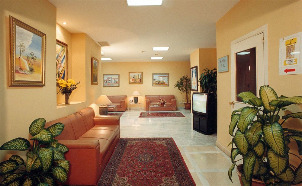 Ona Marbella Inn インテリア 写真