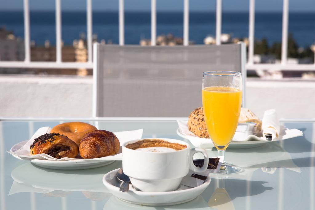 Ona Marbella Inn エクステリア 写真